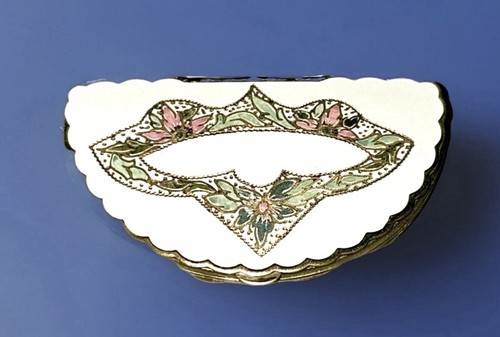 Vintage half moon powder - vintage,